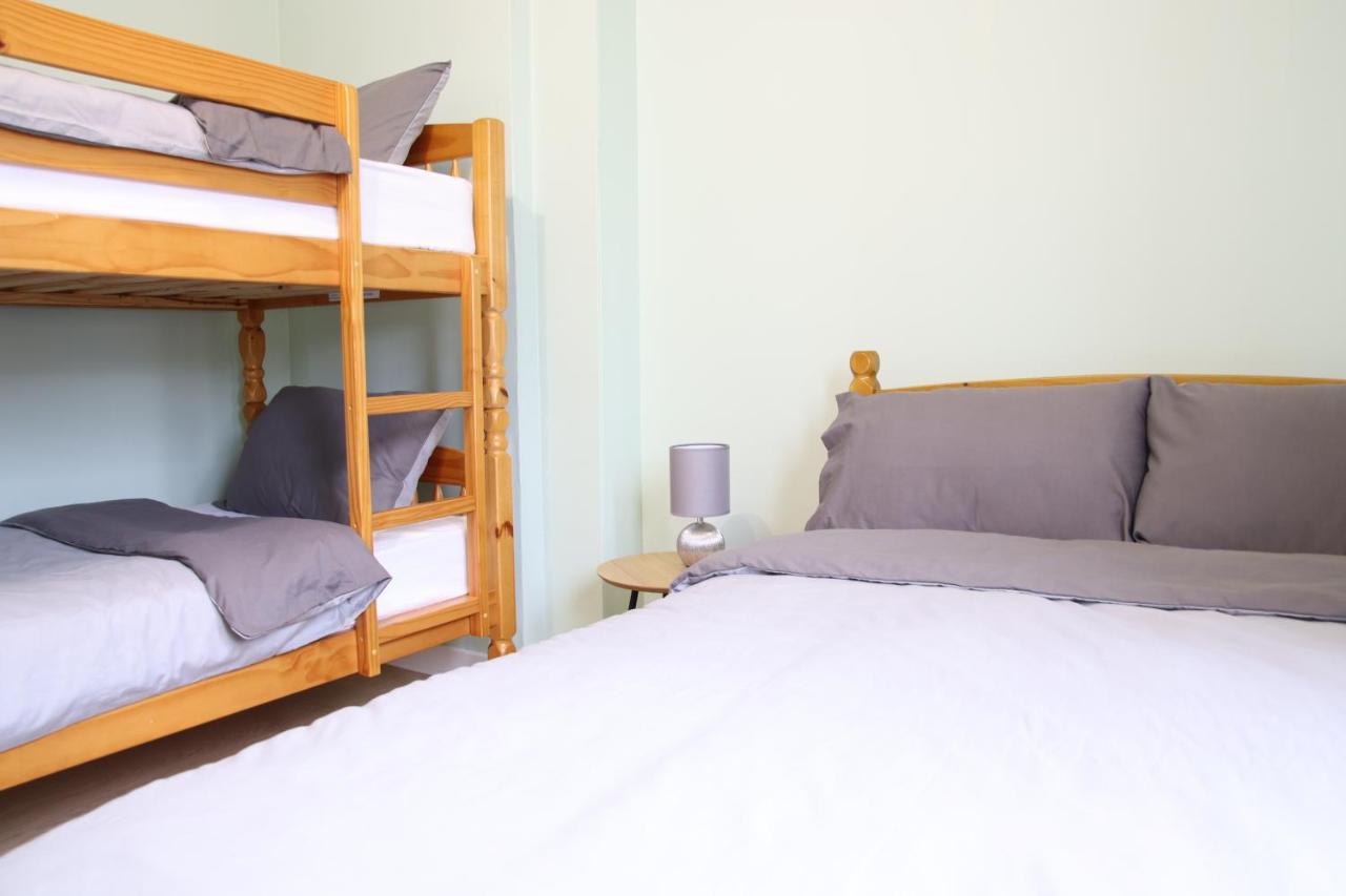 Aria Lodging Inverness Extérieur photo
